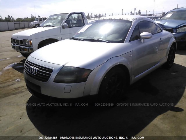 TRUTC28NXY1005329 - 2000 AUDI TT SILVER photo 2