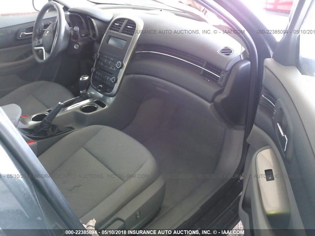 1G11B5SL7FF138961 - 2015 CHEVROLET MALIBU LS 灰色 照片 5