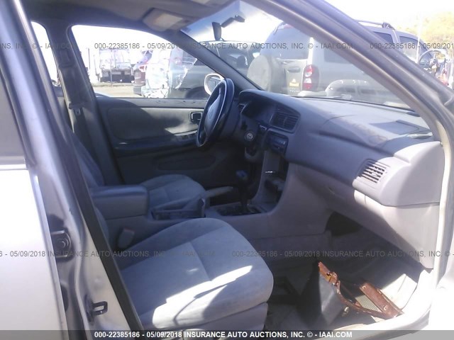 1N4DL01D3WC215184 - 1998 NISSAN ALTIMA XE/GXE/SE/GLE SILVER photo 5