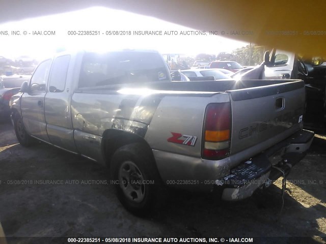 2GCEC19W7Y1208337 - 2000 CHEVROLET SILVERADO C1500 GRAY photo 3