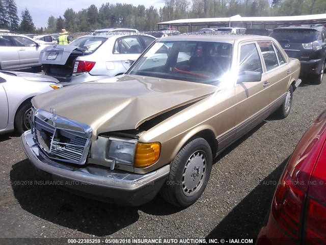 WDBCA35D9JA375581 - 1988 MERCEDES-BENZ 420 SEL BROWN photo 2