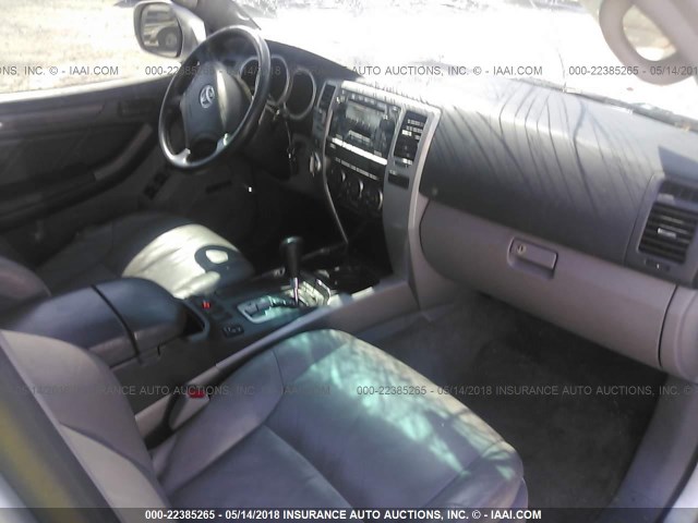 JTEBT17RX30026695 - 2003 TOYOTA 4RUNNER LIMITED SILVER photo 5