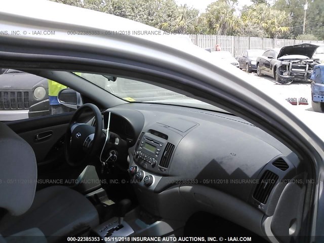 KMHDU46D39U688956 - 2009 HYUNDAI ELANTRA GLS/SE SILVER photo 5