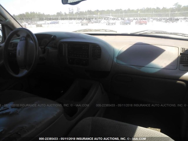 1FMRU15L72LA57751 - 2002 FORD EXPEDITION XLT ოქროსფერი ფოტო 5