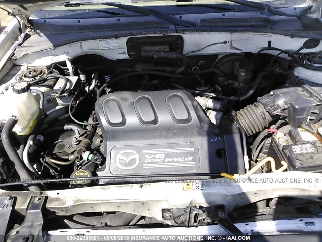 4F2YU09132KM38277 - 2002 MAZDA TRIBUTE LX/ES თეთრი ფოტო 10
