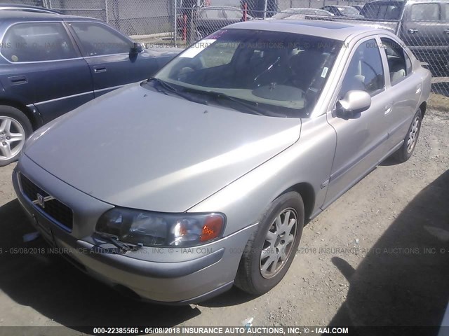 YV1RS61RX22156288 - 2002 VOLVO S60 GOLD photo 2