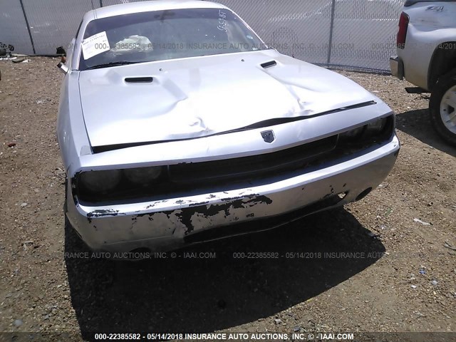 2B3CJ4DV6AH223939 - 2010 DODGE CHALLENGER SE SILVER photo 6