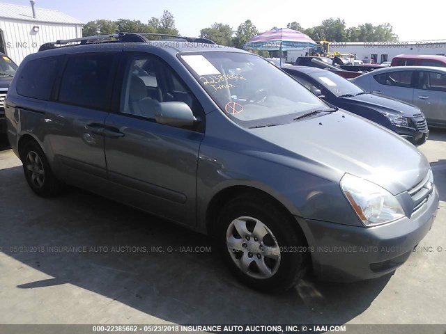 KNDMB233186212217 - 2008 KIA SEDONA EX/LX GRAY photo 1