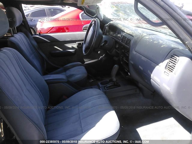 4TASM92N0WZ172698 - 1998 TOYOTA TACOMA XTRACAB PRERUNNER ლურჯი ფოტო 5