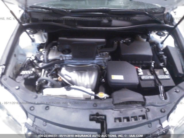 4T1BF1FK2FU090044 - 2015 TOYOTA CAMRY LE/XLE/SE/XSE WHITE photo 10