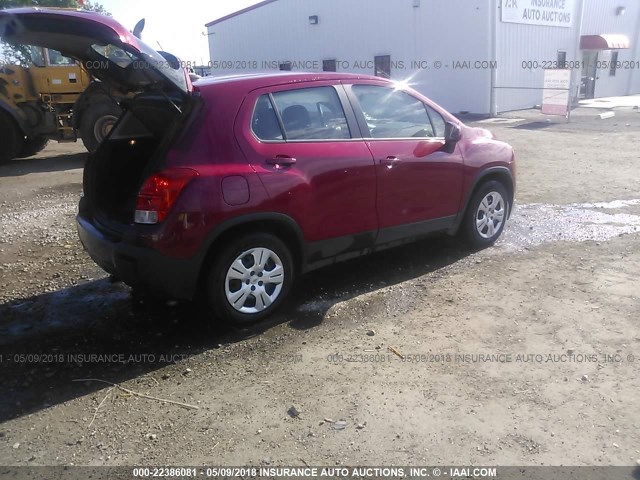 KL7CJKSB5FB252230 - 2015 CHEVROLET TRAX LS MAROON photo 4