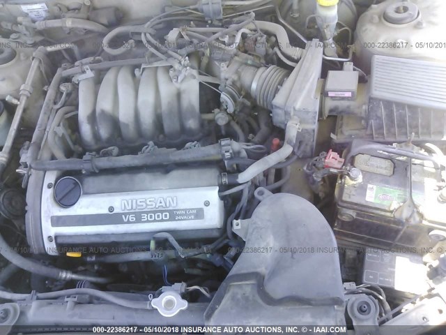 JN1CA21D4XM406604 - 1999 NISSAN MAXIMA GLE/GXE/SE SILVER photo 10