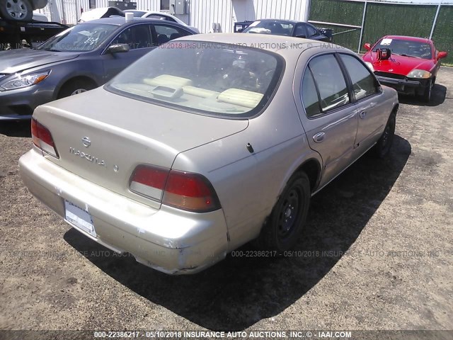 JN1CA21D4XM406604 - 1999 NISSAN MAXIMA GLE/GXE/SE SILVER photo 4