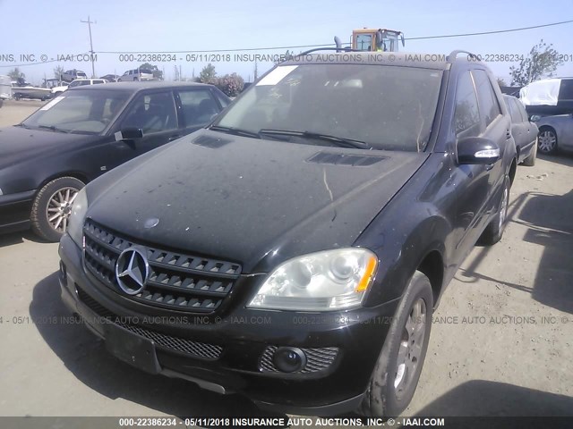 4JGBB86E06A053039 - 2006 MERCEDES-BENZ ML 350 BLACK photo 2