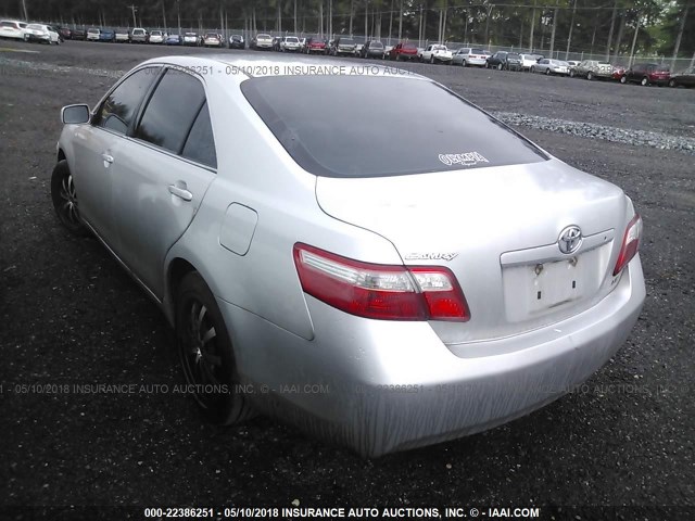 4T4BE46K18R022458 - 2008 TOYOTA CAMRY CE/LE/XLE/SE WHITE photo 3