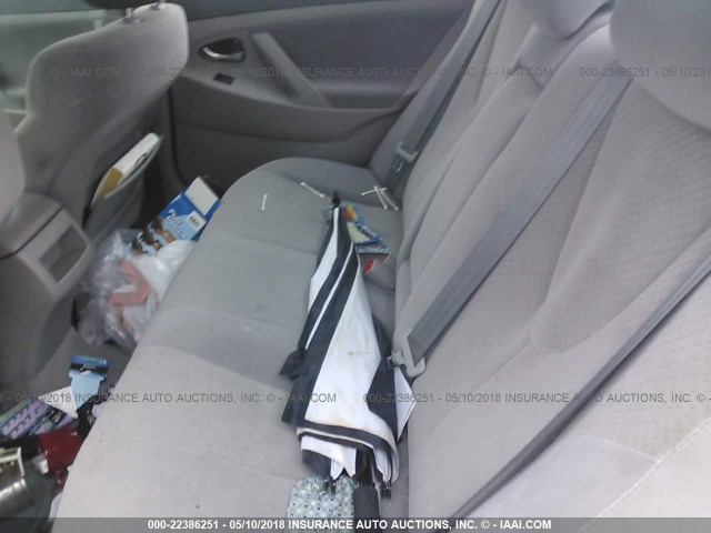 4T4BE46K18R022458 - 2008 TOYOTA CAMRY CE/LE/XLE/SE WHITE photo 8