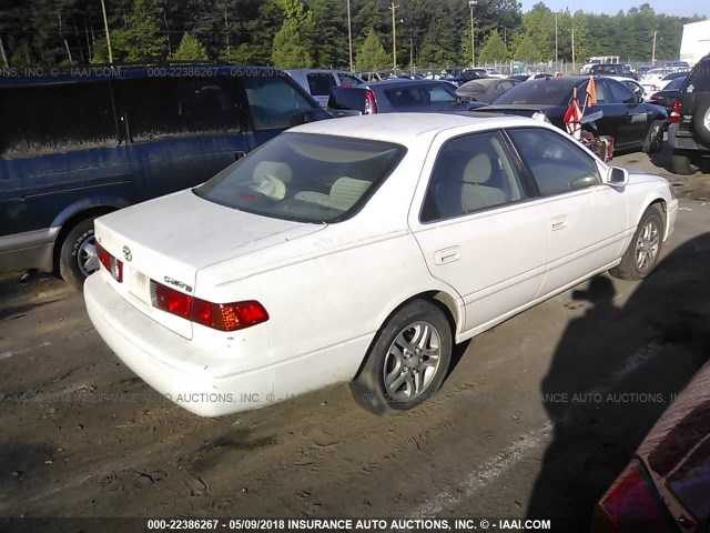 4T1BG22K61U786908 - 2001 TOYOTA CAMRY CE/LE/XLE 白色 照片 4