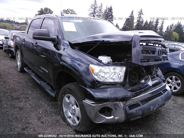 5TFEM5F1XDX057746 - 2013 TOYOTA TUNDRA CREWMAX SR5 BLACK photo 1