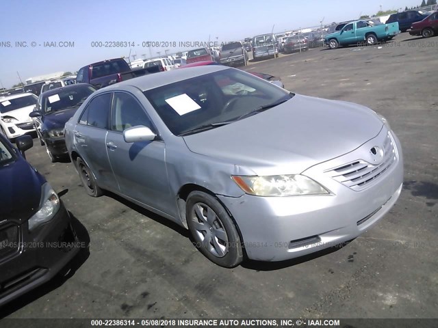 4T1BE46K07U682113 - 2007 TOYOTA CAMRY NEW GENERAT CE/LE/XLE/SE SILVER photo 1