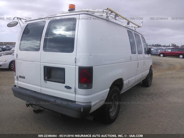 1FTNE24263HA87701 - 2003 FORD ECONOLINE E250 VAN WHITE photo 4