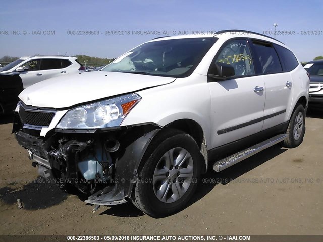 1GNKRFEDXCJ400103 - 2012 CHEVROLET TRAVERSE LS WHITE photo 2