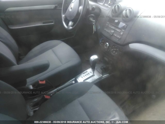 KL1TD5DE7AB078888 - 2010 CHEVROLET AVEO LS/LT SILVER photo 5