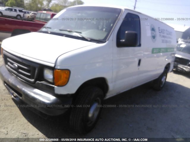 1FTNE24L95HB45005 - 2005 FORD ECONOLINE E250 VAN WHITE photo 2