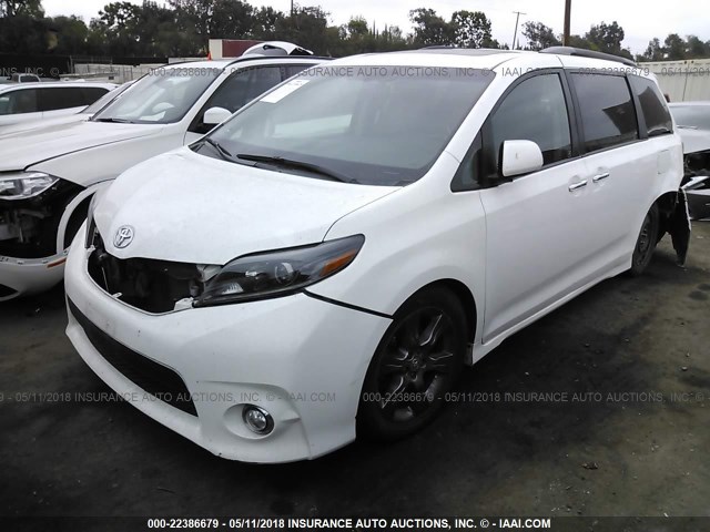 5TDXK3DC4FS656836 - 2015 TOYOTA SIENNA SPORT WHITE photo 2