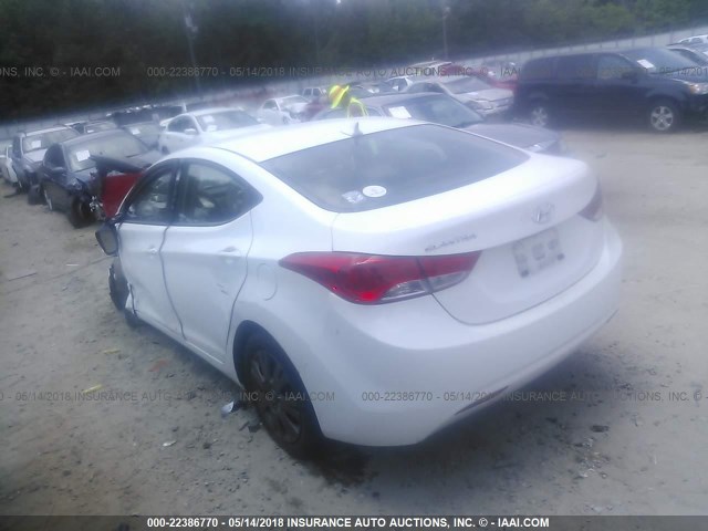 5NPDH4AE6DH218318 - 2013 HYUNDAI ELANTRA GLS/LIMITED WHITE photo 3