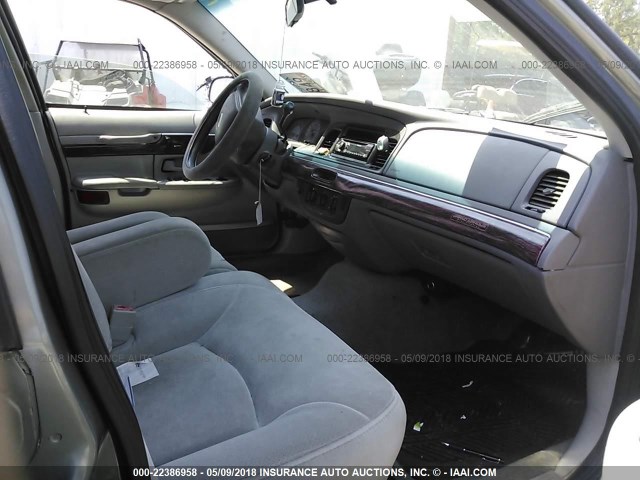 2MEFM74W51X645380 - 2001 MERCURY GRAND MARQUIS GS GRAY photo 5