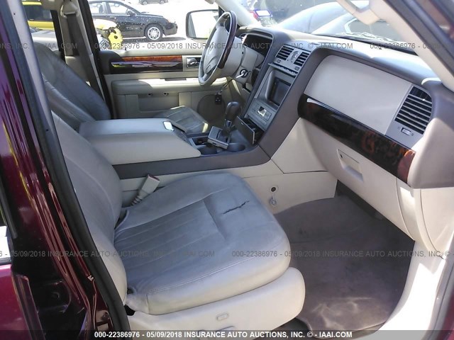 5LMFU27R44LJ28480 - 2004 LINCOLN NAVIGATOR BURGUNDY photo 5
