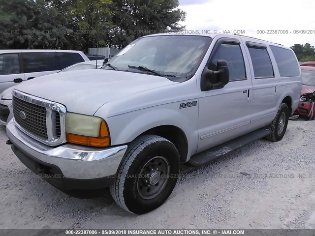 1FMNU40L5YEA53878 - 2000 FORD EXCURSION XLT SILVER photo 2