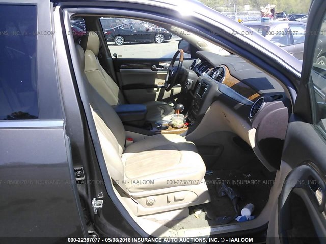 5GAEV23708J218281 - 2008 BUICK ENCLAVE CXL Marron photo 5