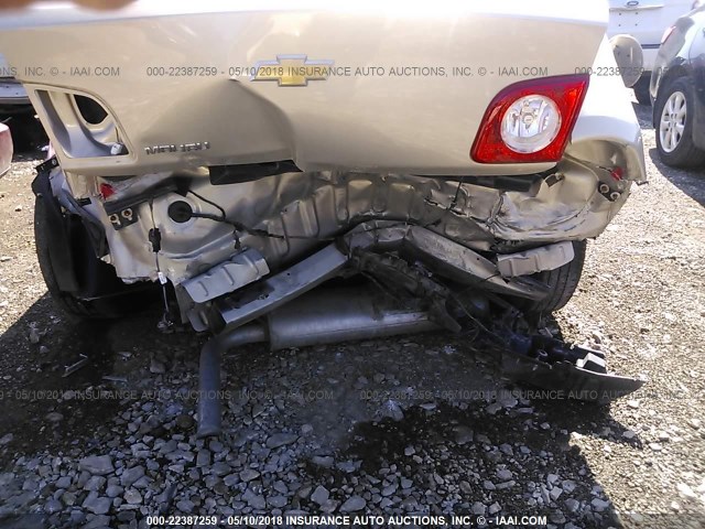 1G1ZB5E03CF135233 - 2012 CHEVROLET MALIBU LS 金色 照片 6