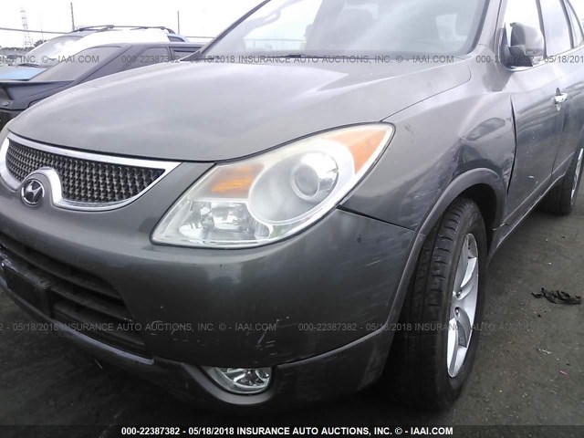 KM8NU13C87U017021 - 2007 HYUNDAI VERACRUZ GLS/SE/LIMITED GRAY photo 6