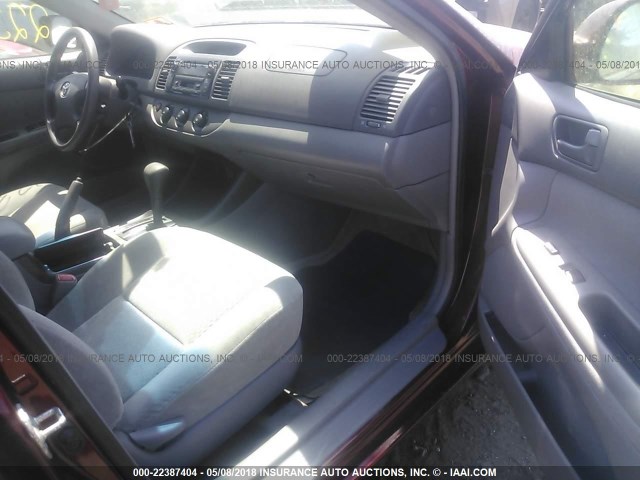 4T1BE32K34U350906 - 2004 TOYOTA CAMRY LE/XLE/SE 勃艮第红 照片 5