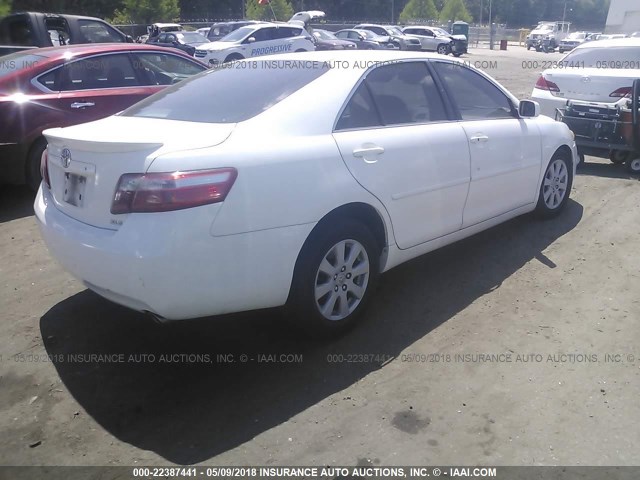 JTNBK46K373022159 - 2007 TOYOTA CAMRY NEW GENERAT LE/XLE/SE WHITE photo 4