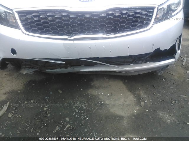 3KPFK4A79HE141790 - 2017 KIA FORTE LX SILVER photo 6