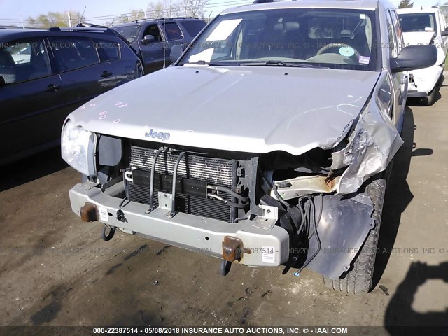 1J8HR48P37C697456 - 2007 JEEP GRAND CHEROKEE LAREDO/COLUMBIA/FREEDOM SILVER photo 6