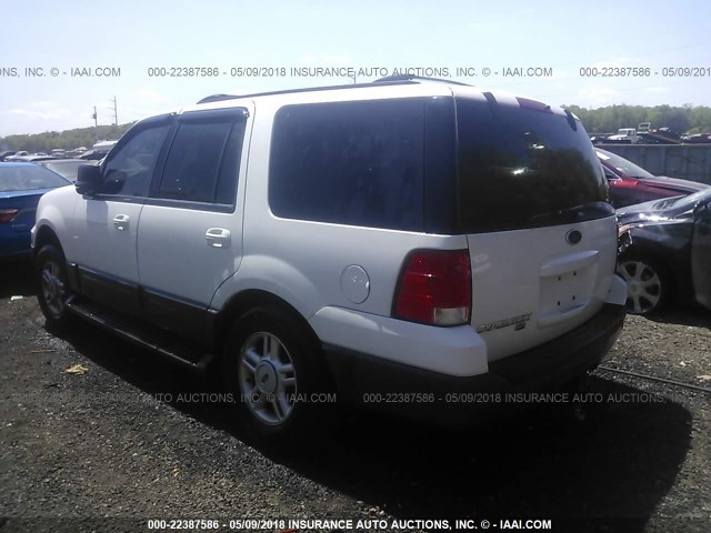 1FMPU16L94LB54877 - 2004 FORD EXPEDITION XLT WHITE photo 3