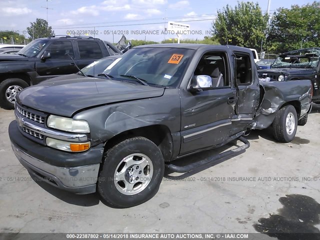 2GCEC19V321215493 - 2002 CHEVROLET SILVERADO C1500 GRAY photo 2