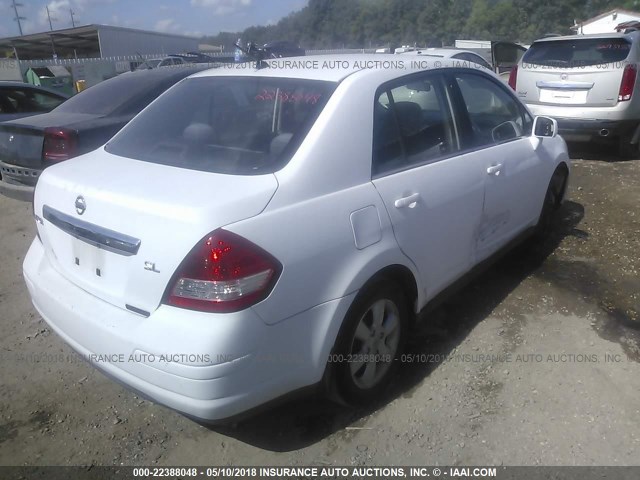 3N1BC11E37L441346 - 2007 NISSAN VERSA S/SL WHITE photo 4