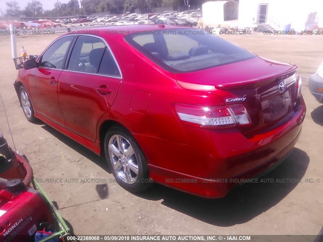 4T1BF3EK6AU508529 - 2010 TOYOTA CAMRY SE/LE/XLE 红色 照片 3