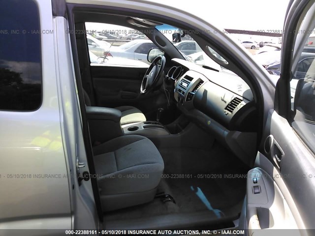 5TETU62NX5Z010071 - 2005 TOYOTA TACOMA PRERUNNER ACCESS CAB SILVER photo 5