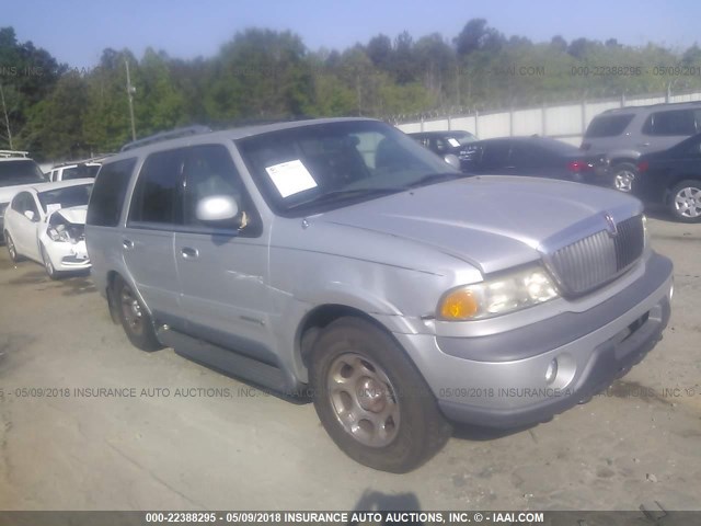 5LMPU28L6WLJ48697 - 1998 LINCOLN NAVIGATOR 银色 照片 1