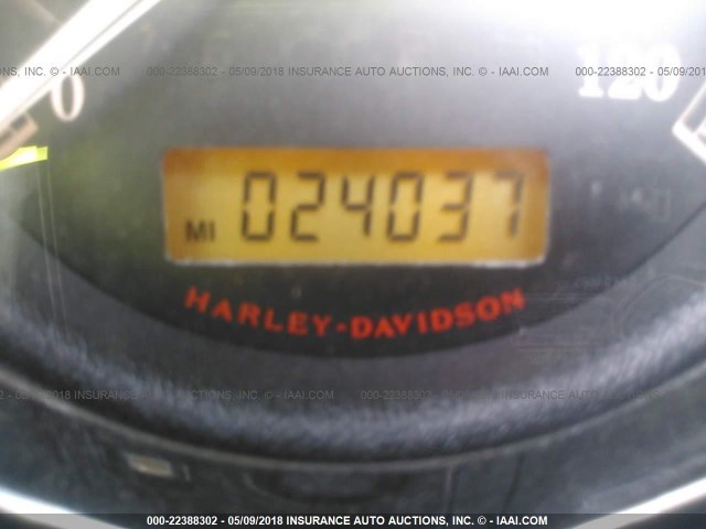 1HD1FFM10DB606593 - 2013 HARLEY-DAVIDSON FLHTC ELECTRA GLIDE CLASSIC WHITE photo 7