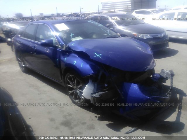 4T1BF1FK7GU568069 - 2016 TOYOTA CAMRY LE/XLE/SE/XSE BLUE photo 1