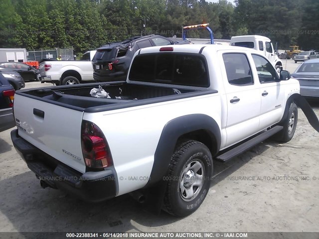 5TFJX4GN8DX018672 - 2013 TOYOTA TACOMA DOUBLE CAB WHITE photo 4