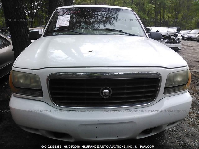 1GYEK63R3YR219985 - 2000 CADILLAC ESCALADE LUXURY თეთრი ფოტო 6