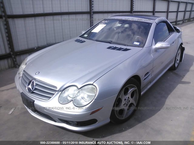 WDBSK75F75F092591 - 2005 MERCEDES-BENZ SL 500 银色 照片 2